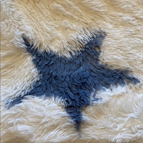 NEW! “Seeing Stars” Fuzzy Shag Faux Fur Area Rug - Picture 7 of 9